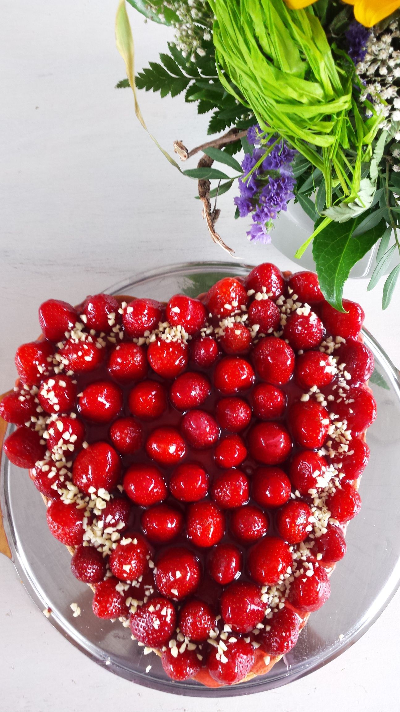 Erdbeerkuchen in Herzform